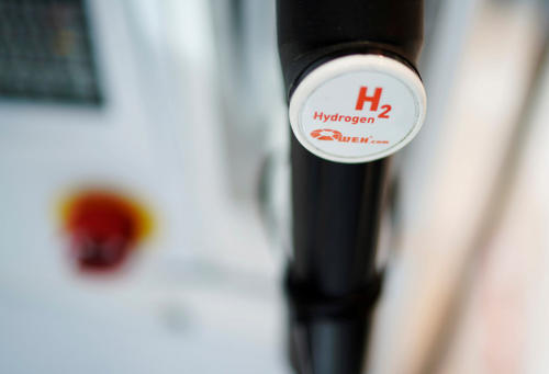 氫能自行車、無人機、充電器等應用場景，燃料電池輕量級應用如何破局？